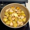 新じゃがと鶏肉のうま塩バター炒めの工程4