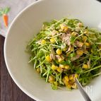 混ぜるだけ簡単！《豆苗とツナとコーンのさっぱりサラダ》