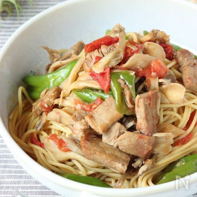 麺つゆだけで美味しい!子供も大好き!焼き豚と夏野菜のパスタ