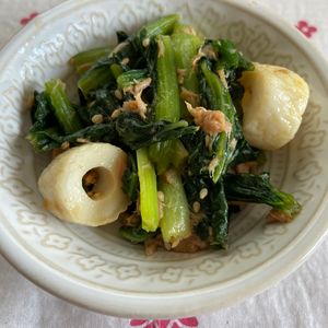 万福の作ってみた!投稿(５分で作れる！【小松菜とちくわの無限ツナ和え】)