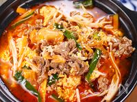 焼肉屋さんの🥩うま味爆発☆ユッケジャンクッパ😋🥣