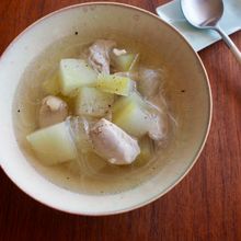 【冬瓜と鶏肉の春雨スープ】切って煮るだけ！