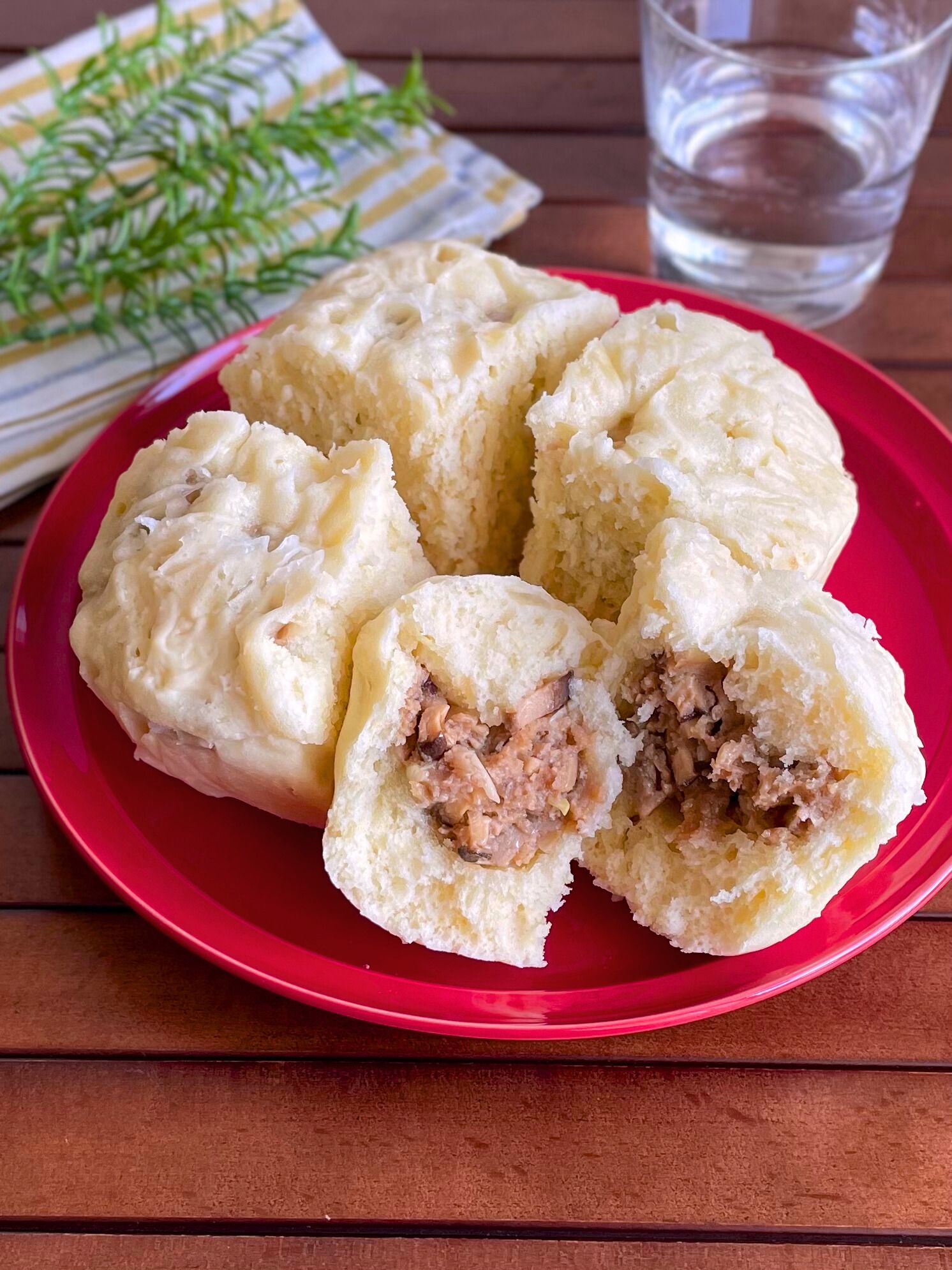 レンチン5分！ホットケーキミックスで簡単「包まない肉まん」 | レシピ