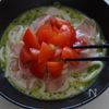 混ぜるだけ！簡単！生ハムとトマトの豆乳バジル冷やしうどんの工程3