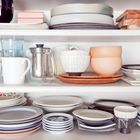食器棚をごちゃごちゃにしない！今すぐできる食器棚整理術
