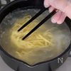中華めんでビビン麺♩韓国風！甘辛！冷たい麺！麺を和えるだけの工程3