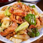 行列の定食屋さんの♪鶏と夏野菜の濃厚味噌しょうが焼き定食🤩