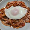 よっこの作ってみた!投稿(どこか懐かしい味♡お肉と野菜の旨味たっぷりうどんナポリタン)
