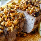 ナッツ＆はちみつマスタードで【豚モモのオーブン焼き】