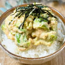 ラクラク5分！【ツナとアボカドの濃厚チーズ丼】