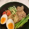 ぐ〜たら子の作ってみた!投稿(【即席チャーシュー♪ピリ辛冷やしラーメン】簡単10分完成！)