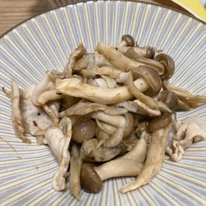 Natsukoの作ってみた!投稿(【豚肉ときのこの味噌バター炒め】コクうま！)