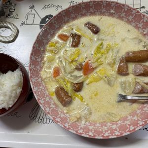 325735の作ってみた!投稿(ガツンとにんにく！【白菜とウインナーのシュクメルリ】)