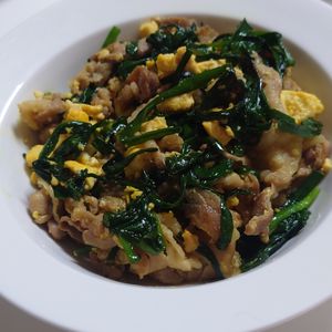 オレンジの作ってみた!投稿(ガッツリ食べたいご飯が進む味♡『豚ニラたま』)