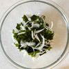 【豆腐とわかめのユッケ風】抱えて食べたくなる！の工程2