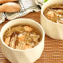 体がほっこり温まる♡海老のキノコのあんかけ茶碗蒸し