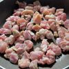 食卓にあるとうれしい♪【コロコロ甘辛鶏じゃが】の工程2