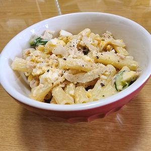ナムディの作ってみた!投稿(玉子とツナマヨのとろとろこってりマカロニサラダ😘🥗)