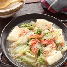 白菜とすくい豆腐のかにかまあんかけ【#簡単 #時短 #節約】