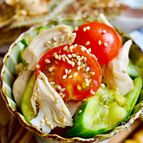 ＼簡単絶品／レンチン4分【彩り野菜とささみの中華サラダ】