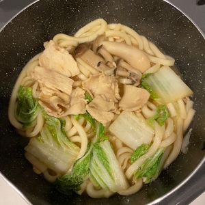 おかか昆布🍙の作ってみた!投稿(寒い夜に♡土鍋ひとつで作る！すき焼きうどんの作り方レシピ)