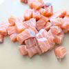 漬け込み不要・あえるだけ!サーモンとアボカドのバジルポキの下準備