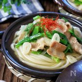 【もつ鍋風うどん】春キャベツと豚バラで