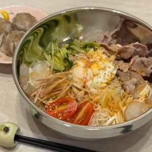 すじのこの作ってみた!投稿(【韓国風豚しゃぶネギそうめん】スープまで飲み干す感動の旨さ♡)