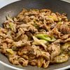 10分でさっと作れる【甘辛ねぎ豚丼】の工程3