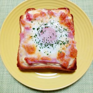 よっこの作ってみた!投稿(簡単過ぎ！少し豪華なラピュタパン)