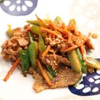 豚コマきゅうりの甘辛醤炒め
