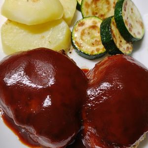 rantomoの作ってみた!投稿(『ドーンと大きな！絶品豆腐ハンバーグ』～デミグラスソース～)