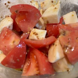 夢見草の作ってみた!投稿(【トマトのカプレーゼ】3分でひと味違う)