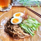 ひんやり美味しいビビン蕎麦（そば）