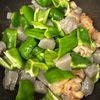 こんにゃくとピーマンの《回鍋肉風♡味噌炒め》の工程3