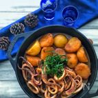 LODGEスキレットで＊いかとじゃがいものワタ煮＊