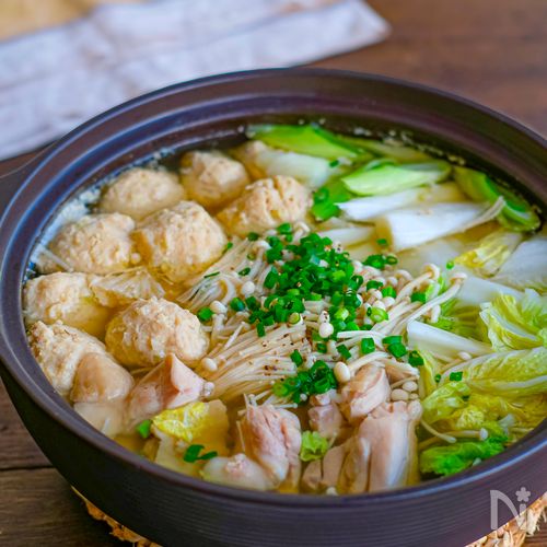 絶品スープのあったか鶏鍋(鶏団子バージョン)