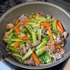 【豆腐と小松菜のそぼろあん】節約食材でパパッと作る♪の工程2