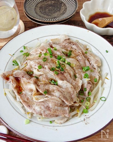 豚バラともやしの電子レンジ蒸し