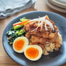 【10分でほろとろ】エリンギと豚バラのルーローハン