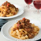 牛のラグーソースパスタ