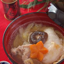 白だしで簡単！鶏肉と白菜のお雑煮