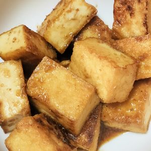 しゃきぴよラブの作ってみた!投稿(焼くだけ！厚揚げの甘辛ごま生姜焼き｜副菜や作り置きに♪)
