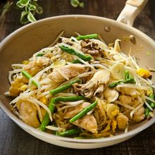 手早く8分満足の一皿★やわらかささみとシャキシャキ野菜の卵炒