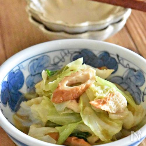 キャベツと竹輪のくたくた煮