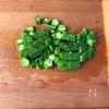 レンジでしっとり！【オクラのネバネバ冷しゃぶ風梅サラダ】の工程1