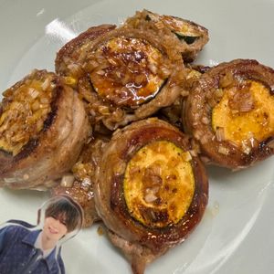 それぞれの作ってみた!投稿(一気に巻くので手間なし♪豚巻きズッキーニの甘酢ねぎ照り焼き)