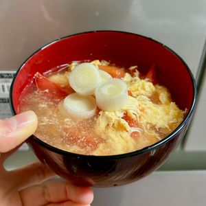ケの作ってみた!投稿(旨みがすごい!トマトと卵のサンラータン風)