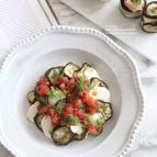 茄子とモッツァレラチーズ　フレッシュトマトソースかけ