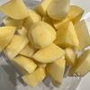 じゃがいものコンソメバター炒めの工程1